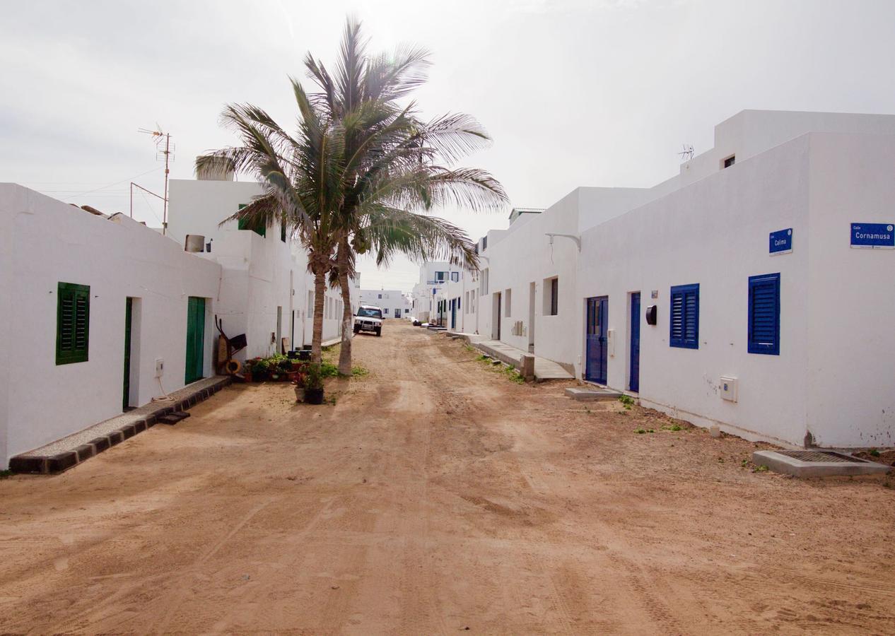 Lightbooking La Graciosa Caleta de Sebo Exterior photo